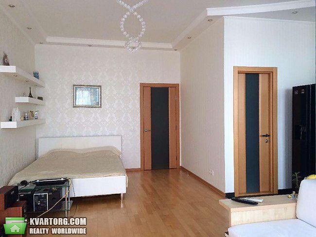Sell 1-room apartment. Киев, Героев Сталинграда пр — photo 3