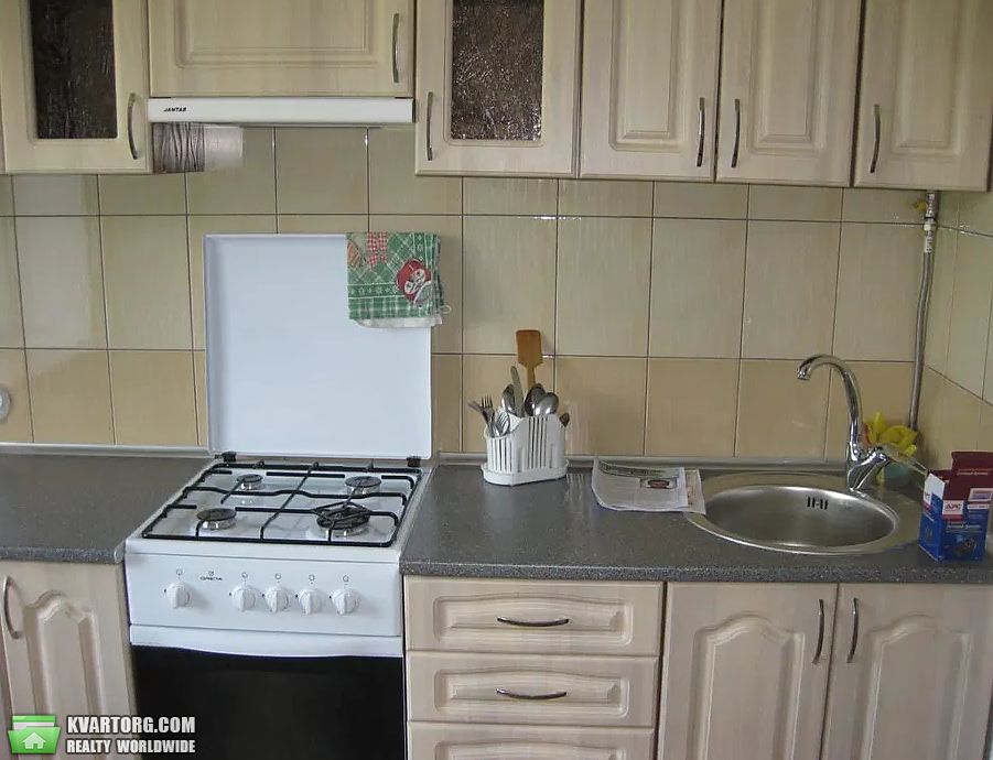 Rent out 1-room apartment. Львов, Демнянська — photo 3