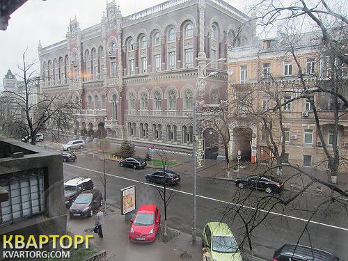 Rent out 4-room apartment. Киев, Институтская — photo 10