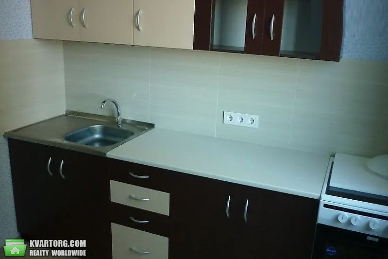 Sell 1-room apartment. Киев,  Гашека — photo 2