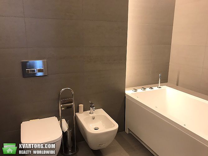 Rent out 2-room apartment. Киев,  Филатова — photo 8