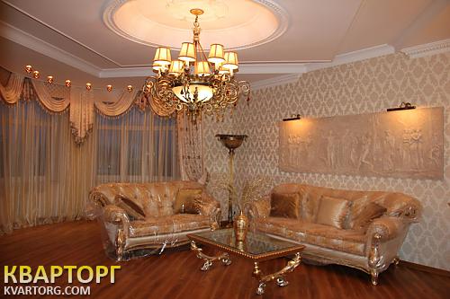 Rent out 3-room apartment. Одесса, Французский бульвар — photo 1