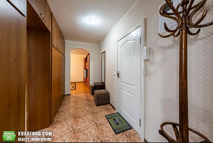 Rent out 2-room apartment. Киев,  Саксаганского — photo 3