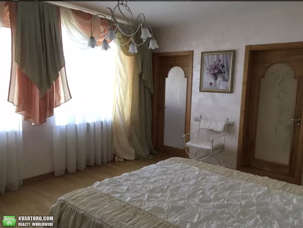 Rent out 2-room apartment. Киев,  Никольско-Слободская — photo 4