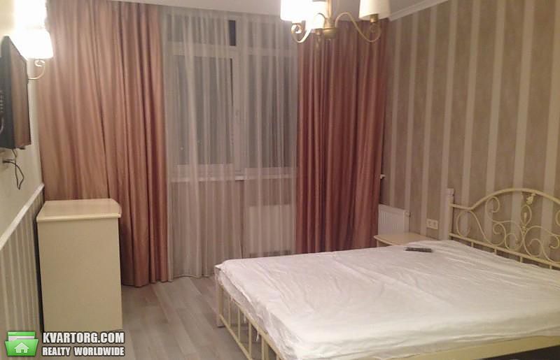 Rent out 2-room apartment. Киев,  Гетьмана — photo 2