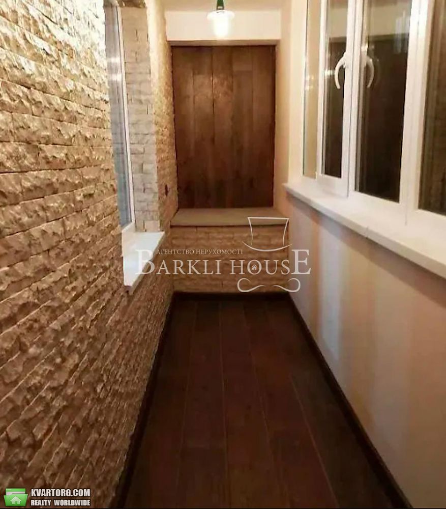 Rent out 2-room apartment. Киев,  Андреевская — photo 8