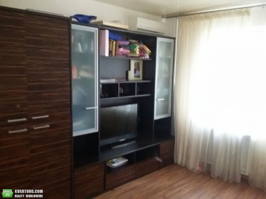 Sell 2-room apartment. Киев,  Матеюка — photo 1