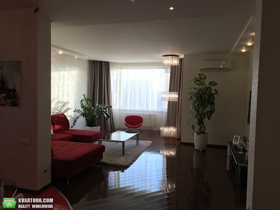 Sell 3-room apartment. Одесса, Среднефонтанская — photo 1