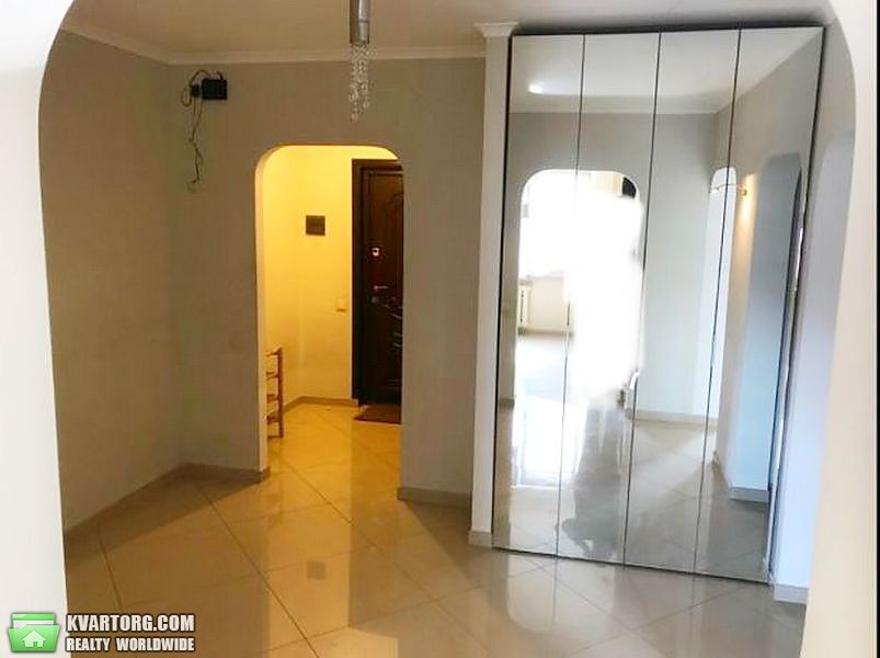 Rent out 2-room apartment. Киев,  Феодосийский пер — photo 3