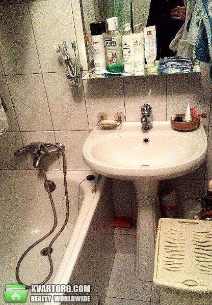 Sell 2-room apartment. Киев, Воссоединения пр — photo 9