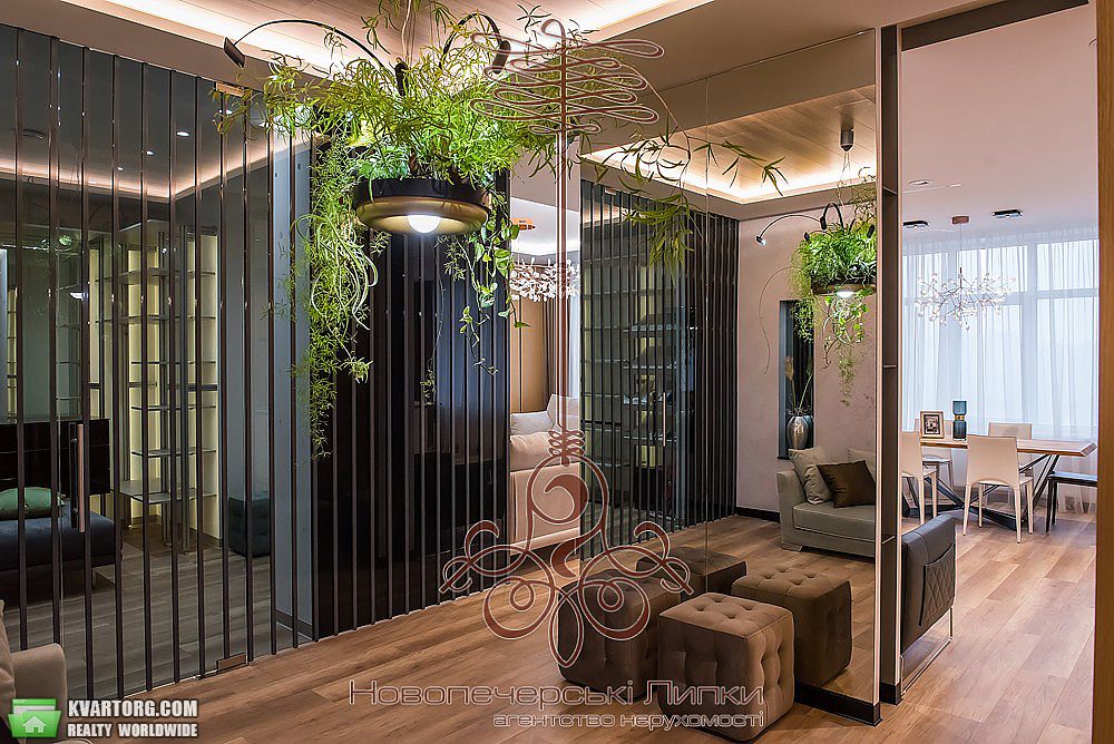 Sell 5-room apartment. Киев, Драгомирова — photo 4