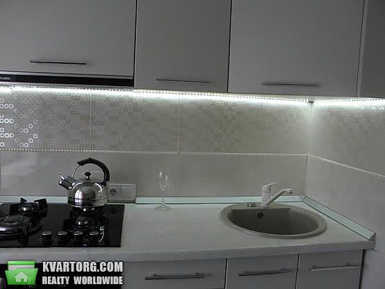 Rent out 2-room apartment. Киев, Оболонский просп. — photo 3