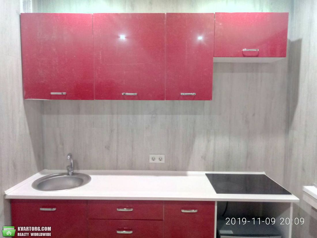 Rent out 2-room apartment. Киев, Гетьмана — photo 3