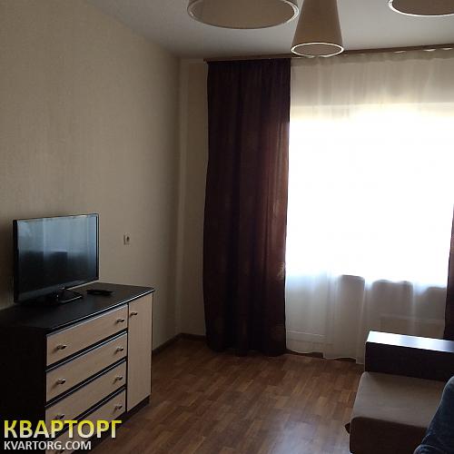 Rent out 1-room apartment. Киев,  Ревуцкого — photo 2