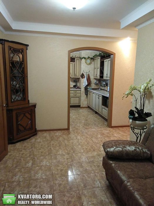 Sell 3-room apartment. Киев,  Пчелки — photo 2