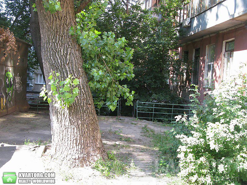 Sell 3-room apartment. Киев,  Воровского — photo 8