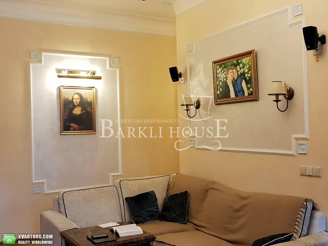 Rent out 2-room apartment. Киев,  Верхний Вал — photo 1