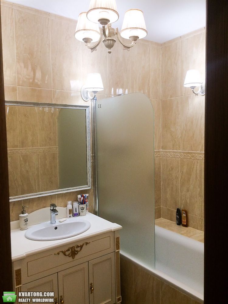 Rent out 3-room apartment. Киев,  Глушкова пр — photo 5