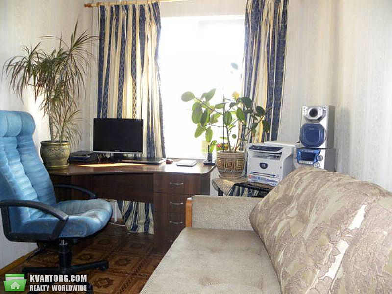 Sell 2-room apartment. Киев,  Симиренко — photo 1