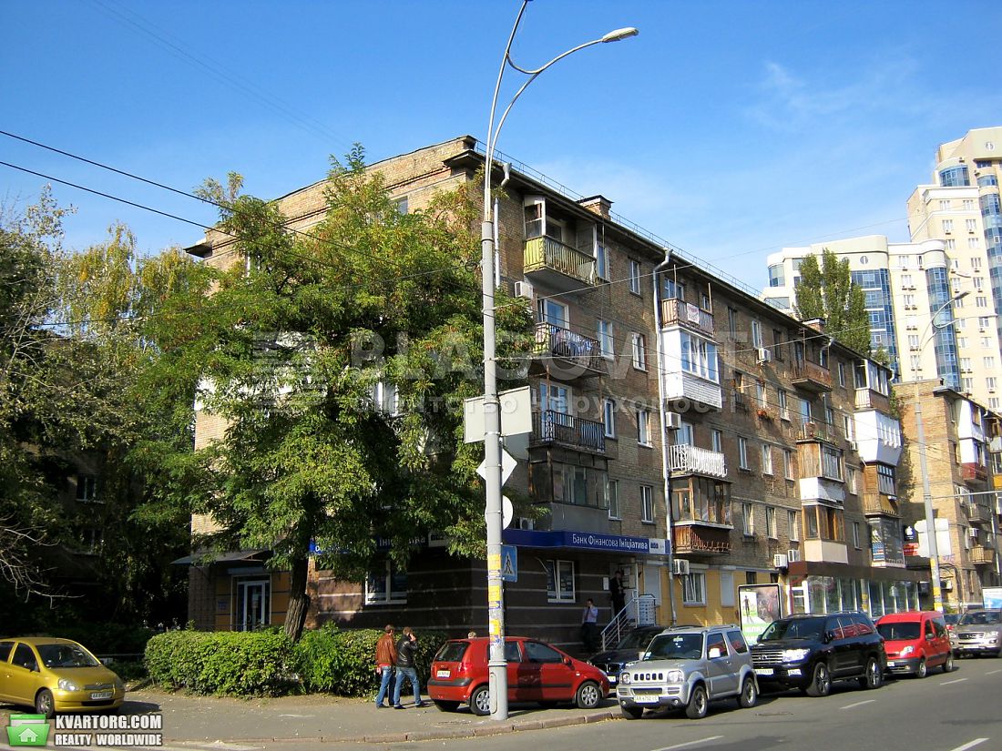 Rent out 2-room apartment. Киев, генерала Алмазова — photo 8
