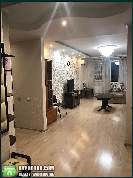Rent out 2-room apartment. Киев,  Голосеевская — photo 1