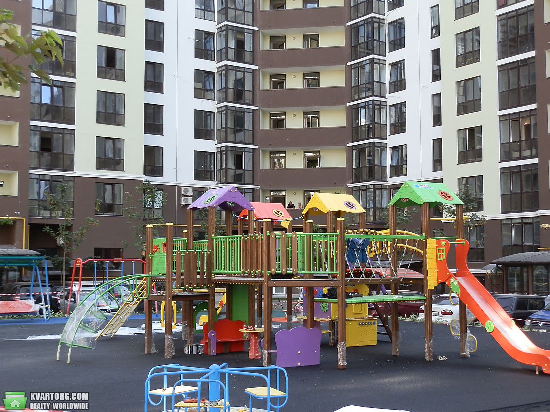 Sell 5-room apartment. Киев,  Радистов — photo 2