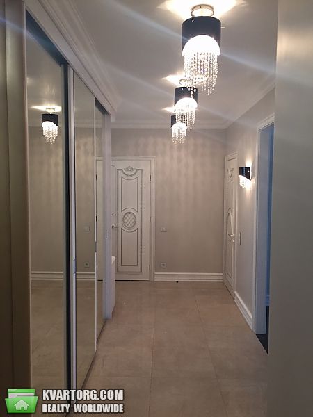 Sell 3-room apartment. Киев,  Драгомирова — photo 4