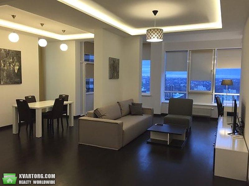 Rent out 2-room apartment. Киев,  Барбюса — photo 1