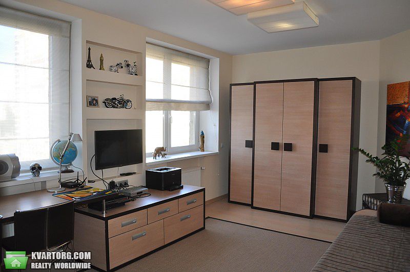 Rent out 3-room apartment. Киев, Черновола — photo 7