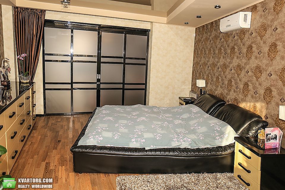 Sell 4-room apartment. Киев, Пчелки — photo 9