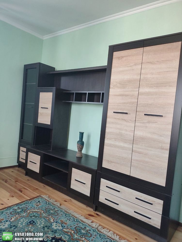 Rent out room. Киев, Зодчих — photo 4