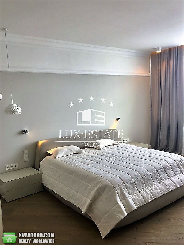 Rent out 5-room apartment. Киев,  Мазепы — photo 2
