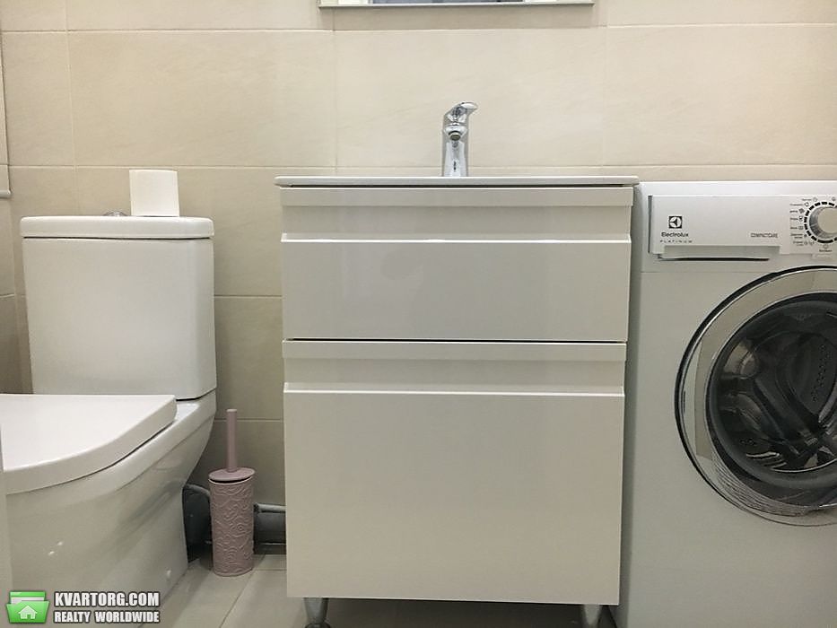 Sell 2-room apartment. Киев,  Глушкова пр — photo 7