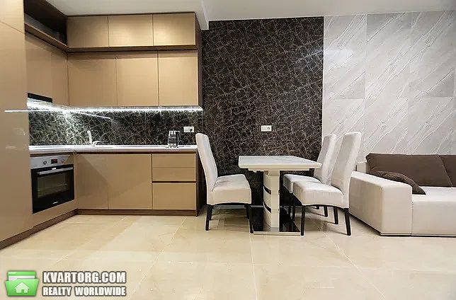 Rent out 2-room apartment. Киев,  Антоновича — photo 1