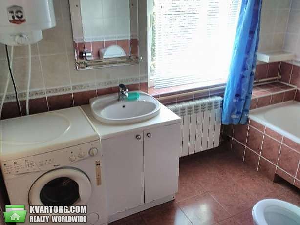 Rent out 3-room apartment. Киев,  Ромена Роллана бул — photo 1