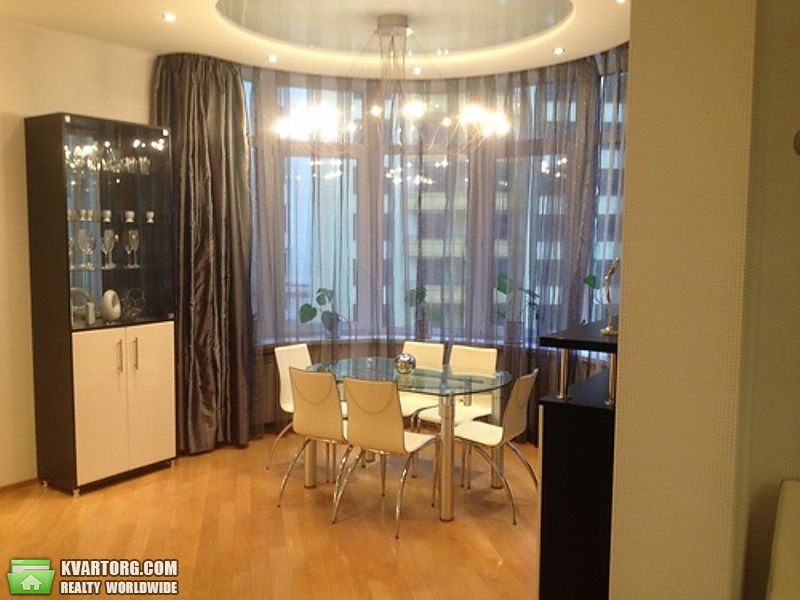 Rent out 3-room apartment. Киев,  Дмитриевская — photo 2