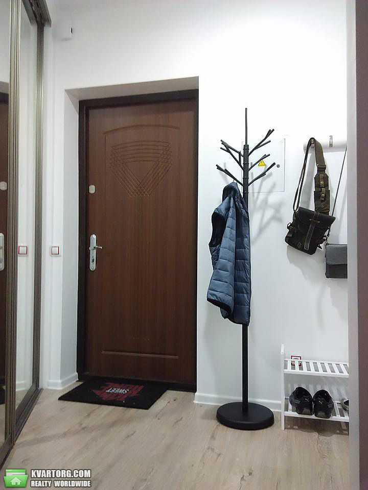 Rent out 1-room apartment. Киев,  Мельникова — photo 7