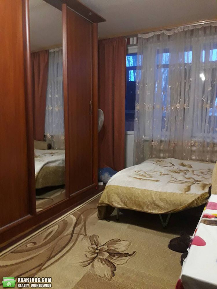 Sell 1-room apartment. Киев,  Зодчих — photo 4