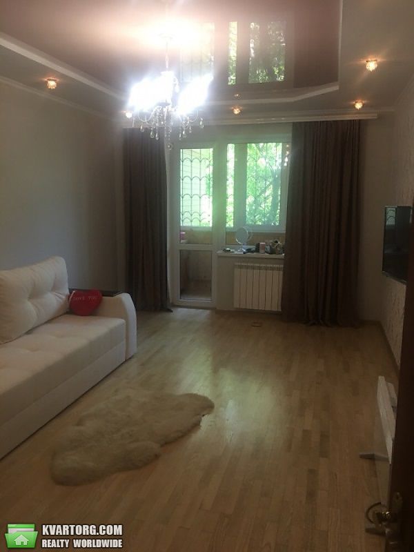 Sell 1-room apartment. Киев,  Свободы пр — photo 1