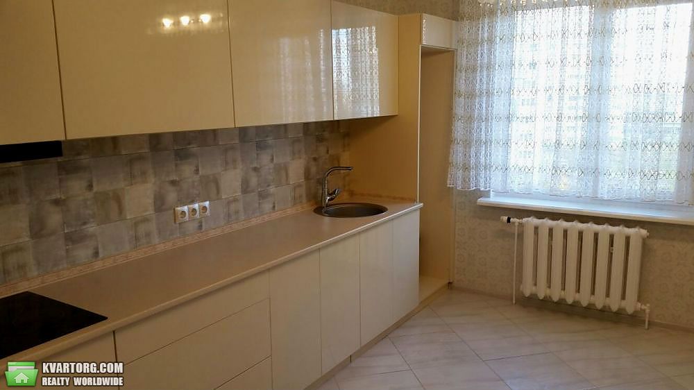 Sell 3-room apartment. Киев,  Урловская — photo 2