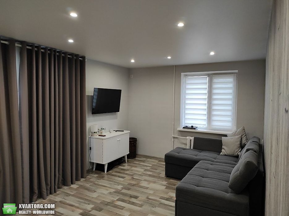 Sell 2-room apartment. Киев,  Краковская — photo 2