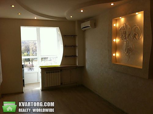 Sell 1-room apartment. Киев,  Никольско-Слободская — photo 1