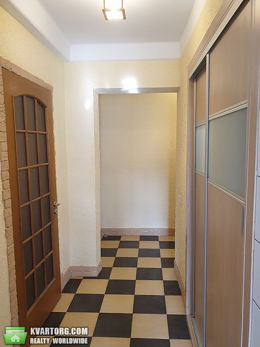 Sell 3-room apartment. Киев,  Волго-Донская — photo 5