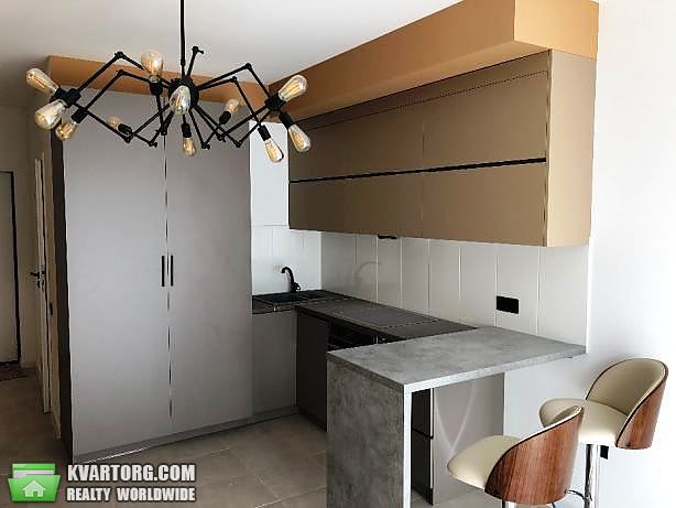 Sell 1-room apartment. Киев,  Соломенская — photo 2