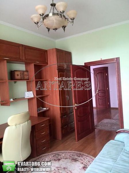 Rent out 3-room apartment. Киев, Щорса — photo 4