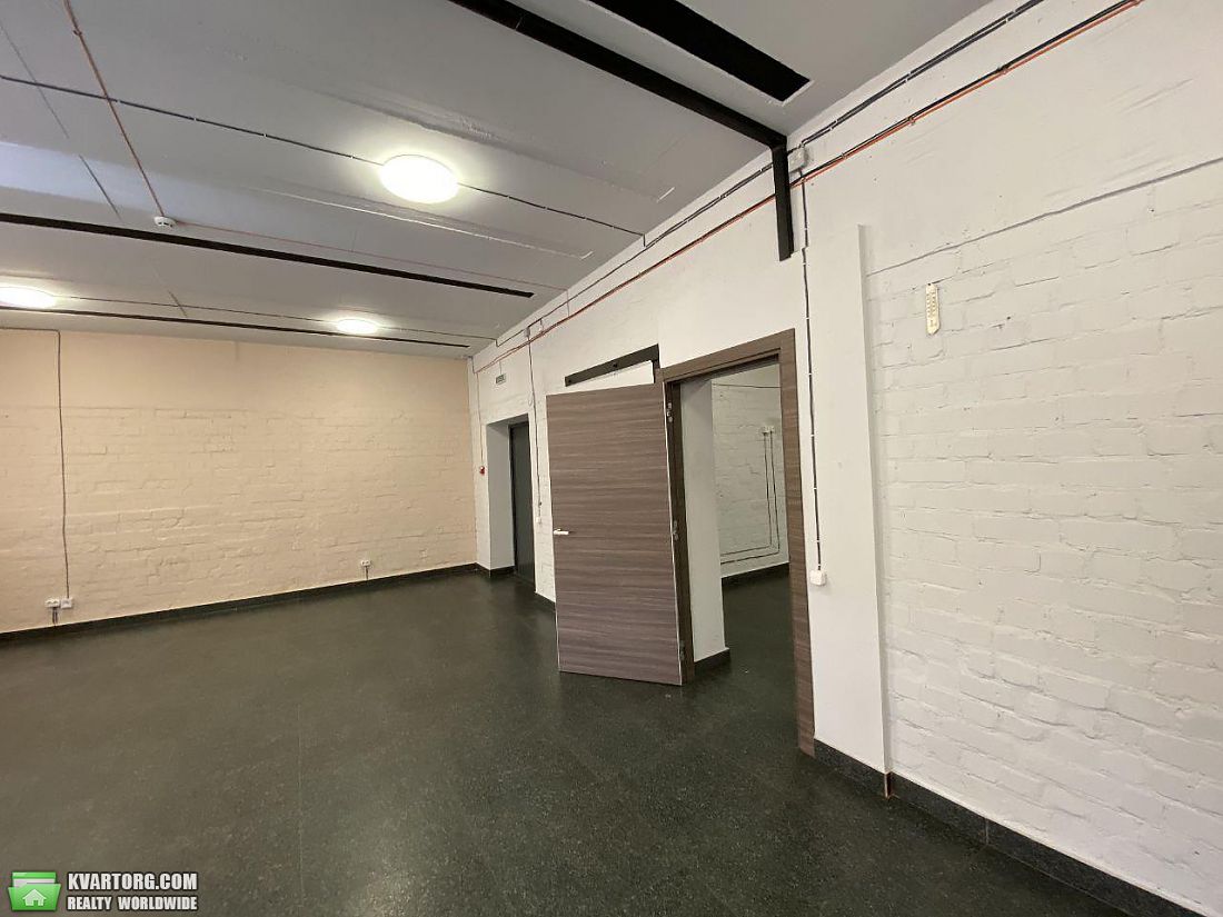 Rent out office. Киев,  Железнодорожное шоссе — photo 1