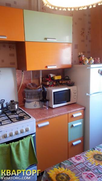 Sell 2-room apartment. Киев,  Братиславская — photo 1