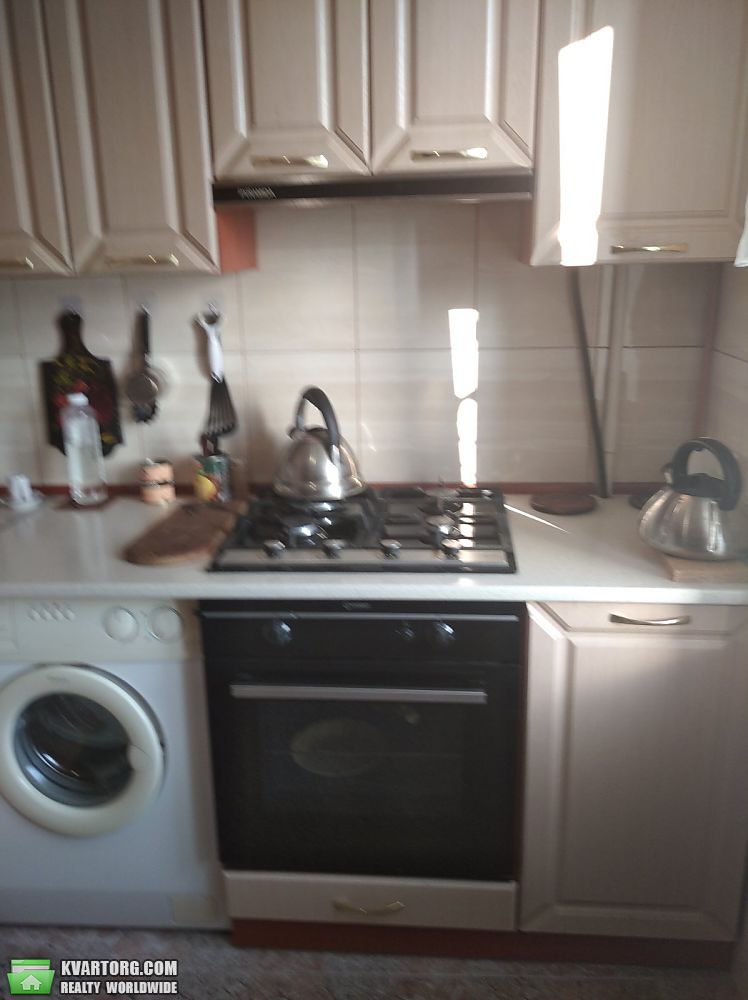 Rent out 2-room apartment. Киев,  Голосеевский пр — photo 2