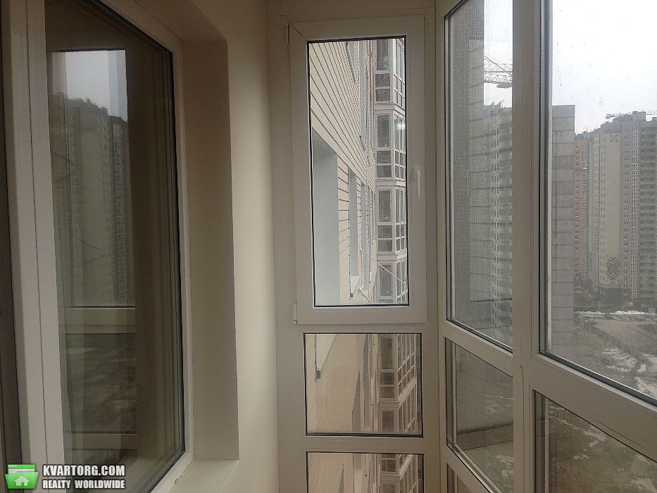 Rent out 1-room apartment. Киев, Гмыри — photo 3