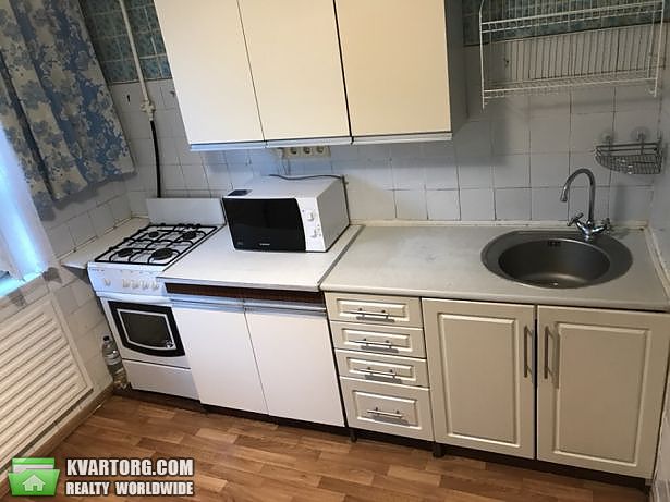 Rent out 2-room apartment. Киев,  Смолича — photo 7